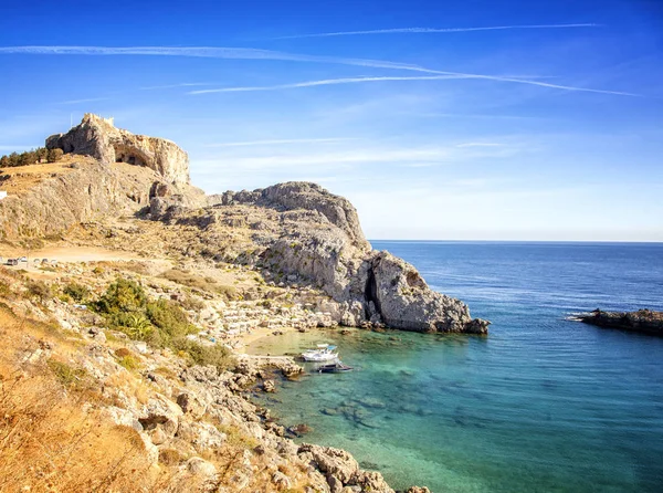 Lindos antik Acropolis Ege Denizi kıyısında. — Stok fotoğraf