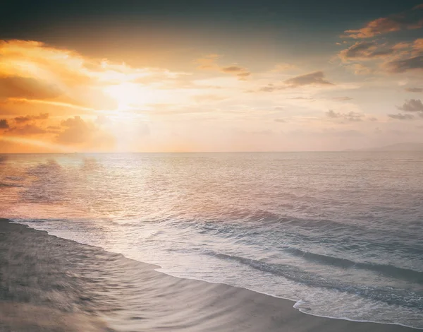 Abstract zee en hemel achtergrond, beweging en blur effect — Stockfoto