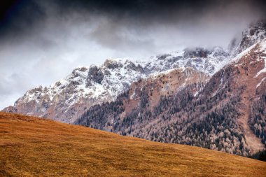 Güzel dağ manzarası, Alpler, Dolomites, İtalya