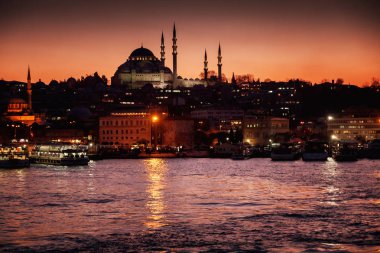 Güzel cityscape, gece Istanbul, Türkiye