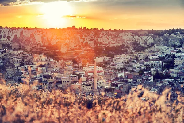 Capadocia, Turquía, al atardecer. Hermosa tierra —  Fotos de Stock