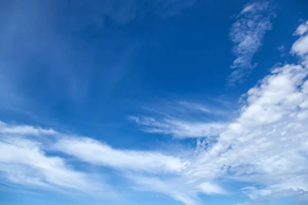 Абстрактний фон природи блакитного неба — стокове фото