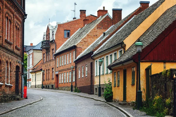 Улица в Лунде, городской пейзаж, средневековый город в Швеции — стоковое фото