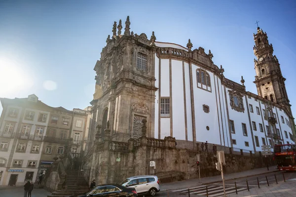Imagen editorial, Oporto, Portugal, calle en el centro histórico — Foto de Stock