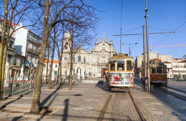 Imagen editorial, Oporto, Portugal, calle en el centro histórico — Foto de Stock