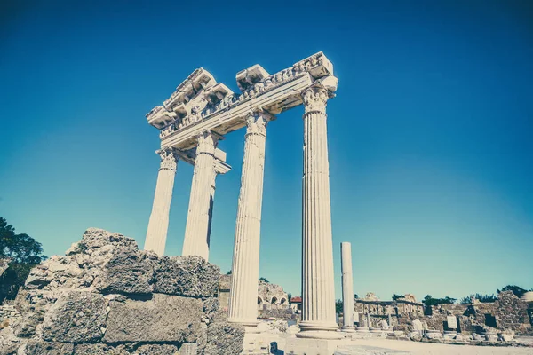 Ruinas del templo de Apolo en Side cerca de Antalya, Turquía —  Fotos de Stock