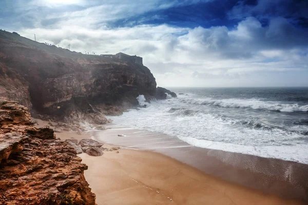 Kust Van Atlantische Oceaan Buurt Van Een Storm Portugal Nazare — Stockfoto