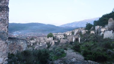 Kayakoy ve Fethiye ile birlikte tarihi bina, Mugla, Türkiye