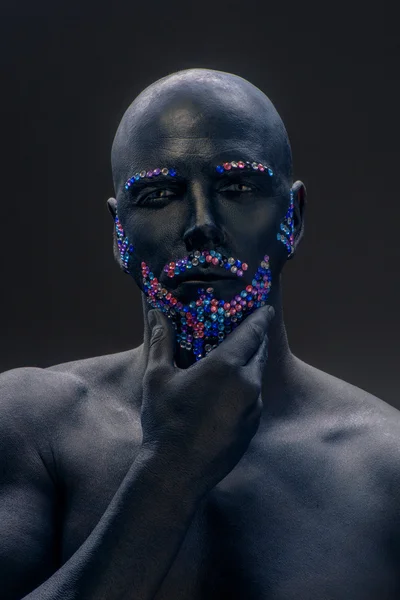 Ο άνθρωπος στο χρώμα και στρας — Φωτογραφία Αρχείου