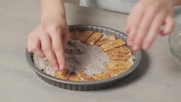 Preparar Tarta Manzana Con Canela — Vídeos de Stock