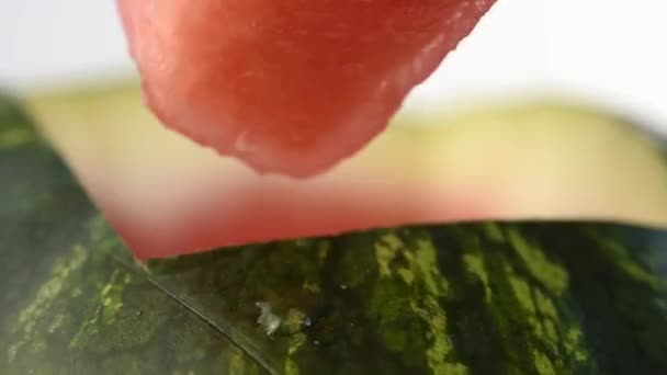 切一片西瓜 — 图库视频影像