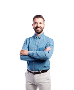 Hipster adam mavi kot gömlek 