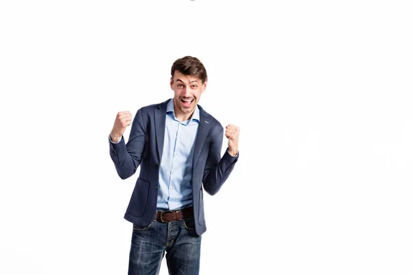 Un joven guapo con chaqueta azul. Captura de estudio, aislada . —  Fotos de Stock