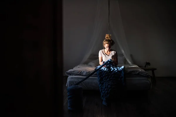 Klein bedrijf van een jonge vrouw. — Stockfoto