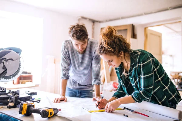 Small business of a young couple. — Stock Photo, Image