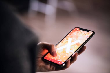 Nova Bana, Slovakya - 28 Kasım 2017: Yeni Apple iphone X smartphone.