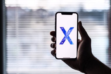 Nova Bana, Slovakya - 28 Kasım 2017: Yeni Apple iphone X smartphone.