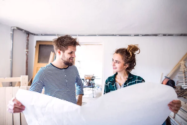 Små företag av ett ungt par. — Stockfoto