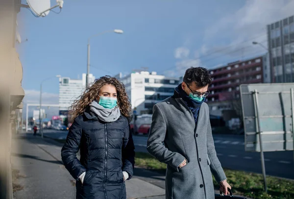 Coronavirus en la ciudad, concepto de prevención y protección . —  Fotos de Stock