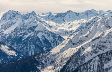 Alpleri'nde kış manzarası