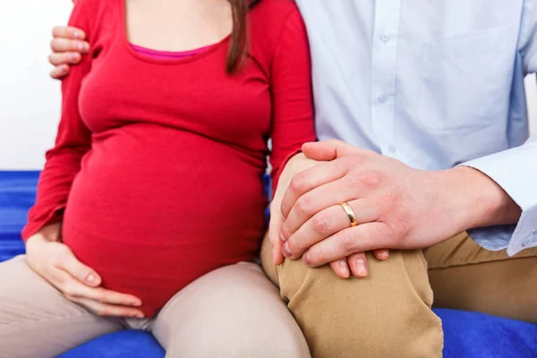 Casal esperando bebê — Fotografia de Stock
