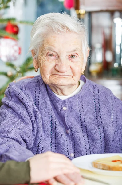 Assistenza domiciliare agli anziani — Foto Stock