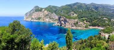 Corfu Island ve İyon Denizi