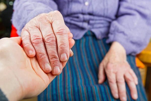 Die helfende Hand — Stockfoto