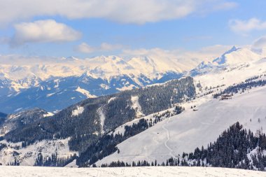 Alpleri'nde kış manzarası