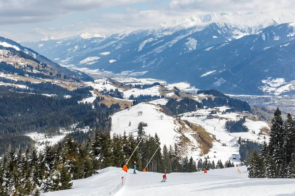 Paesaggio invernale nelle Alpi — Foto Stock