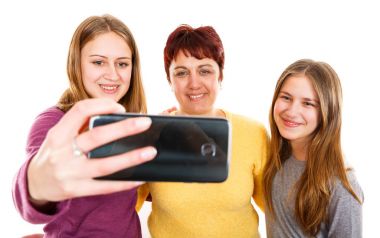 Mutlu anne ile kızı