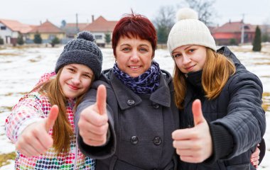 Mutlu anne ile kızı