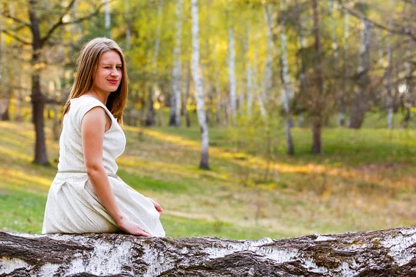 Beautiful young lady — Stock Photo, Image