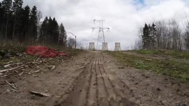 Central térmica. Camino a la central eléctrica — Vídeo de stock