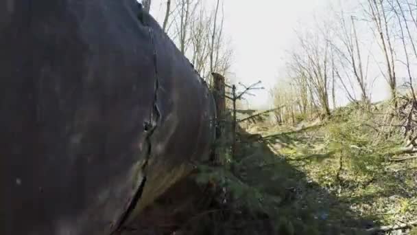 De vieux pipelines. Tuyaux en mauvais état 