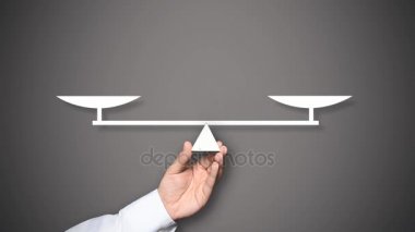 Kalp ve ölçekler üzerinde kırık bir kalp.