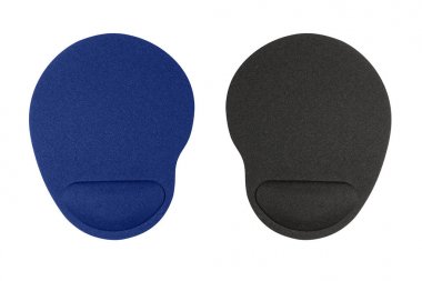 Beyaz arka plan üzerinde izole bilgisayar fare yastık