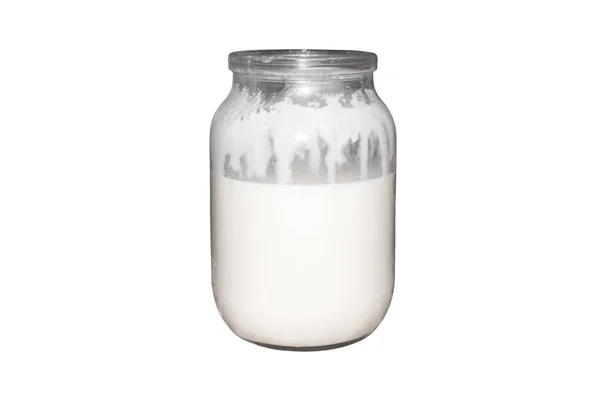 Банка Молока Изолированы Белом Фоне Сельский Самодельное Жирное Молоко — стоковое фото