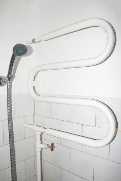 Fehérre Festeni Fürdőszobát Fürdőszobai Fehérnemű — Stock Fotó