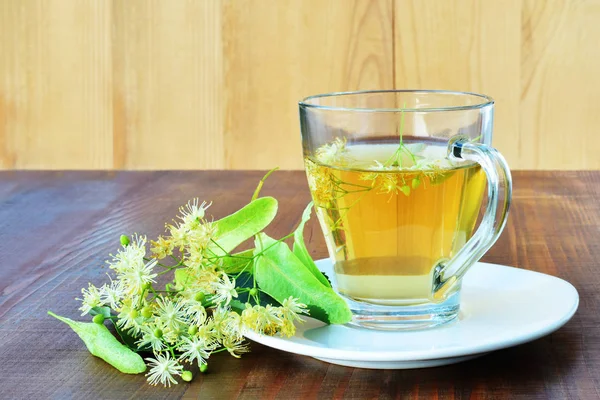 Cup of linden tea — Stock Photo, Image