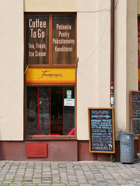 Ristorante fast food con finestra walk-up — Foto Stock