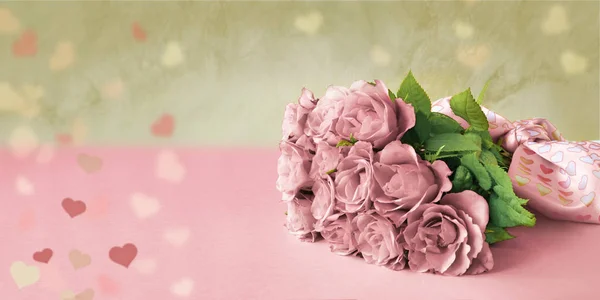 Fond Saint-Valentin avec des roses roses Images De Stock Libres De Droits