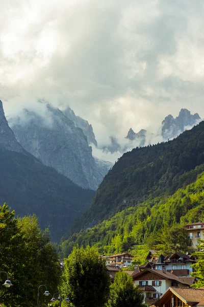 Clouds in the mountain