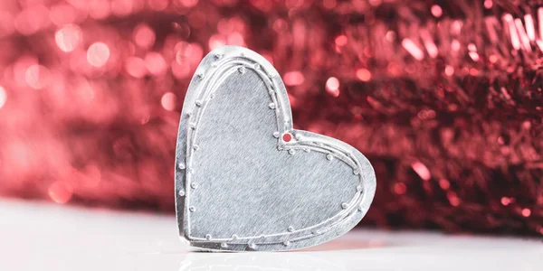 Coração Forma Objeto Com Fundo Vermelho Brilho Valentine Dia Fundo — Fotografia de Stock