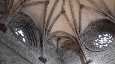 Valencia, İspanya - 5 Ekim 2019 Gotik tarzın 14. yüzyıldaki kutsal kadehin şapeli