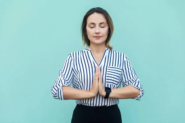 Meditation, religion och andliga utövningar. Vackra business — Stockfoto