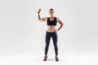 atletik kadın esneme