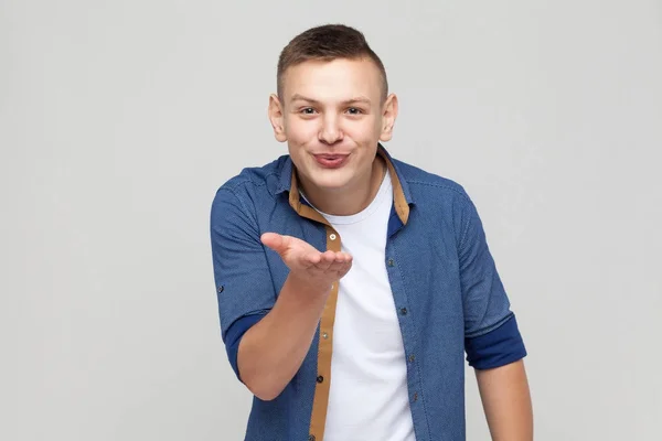 Young guy showing emotions — Stock Photo, Image