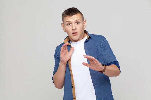 Young guy showing emotions — Stock Photo, Image