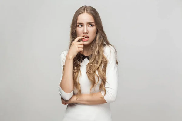 Modelo feminino mostrando emoções — Fotografia de Stock